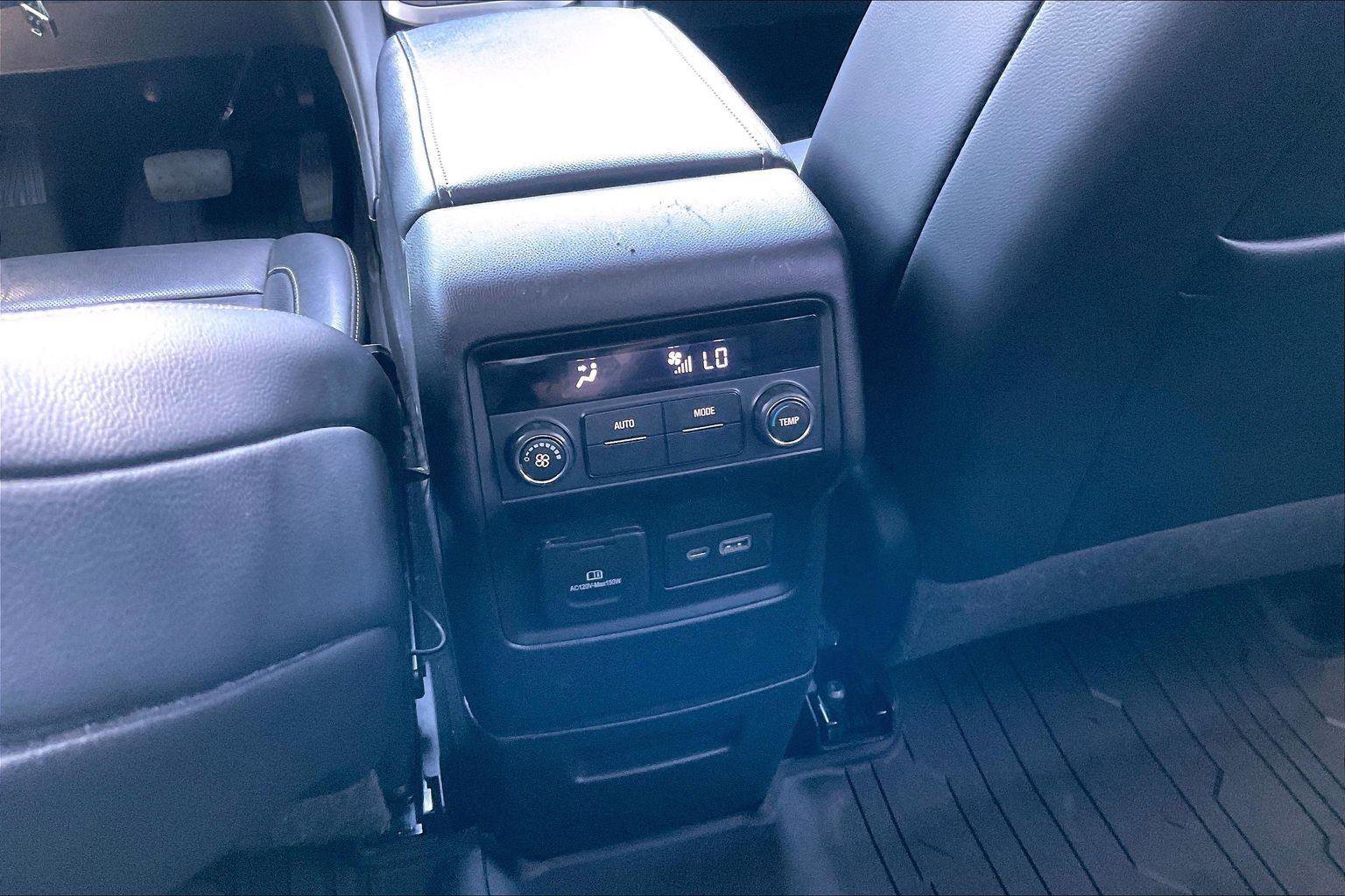 Used 2020 GMC Acadia SLT FWD image 34