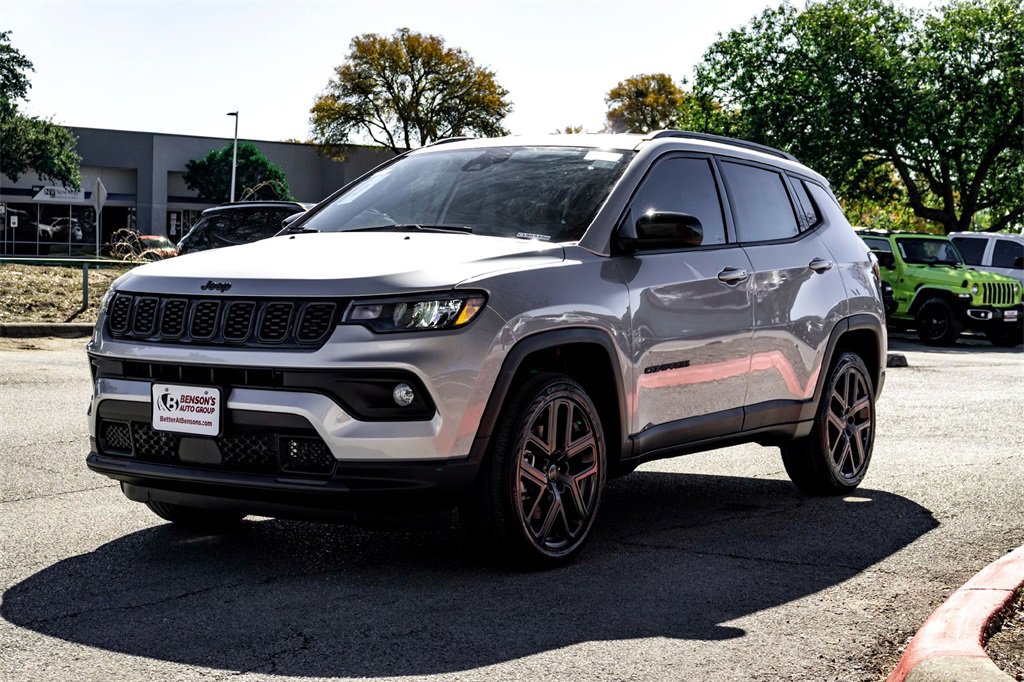New 2026 Jeep Compass Latitude image 6