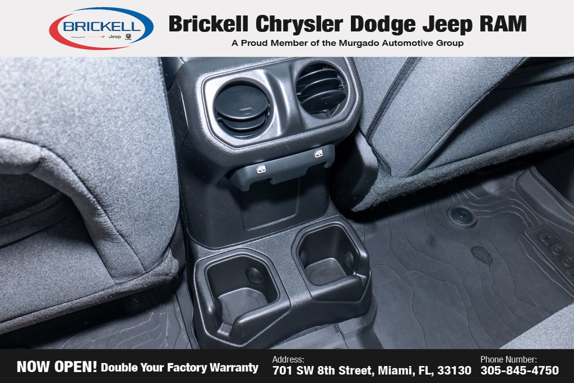 Used 2025 Jeep Gladiator Sport AWD/4WD image 24