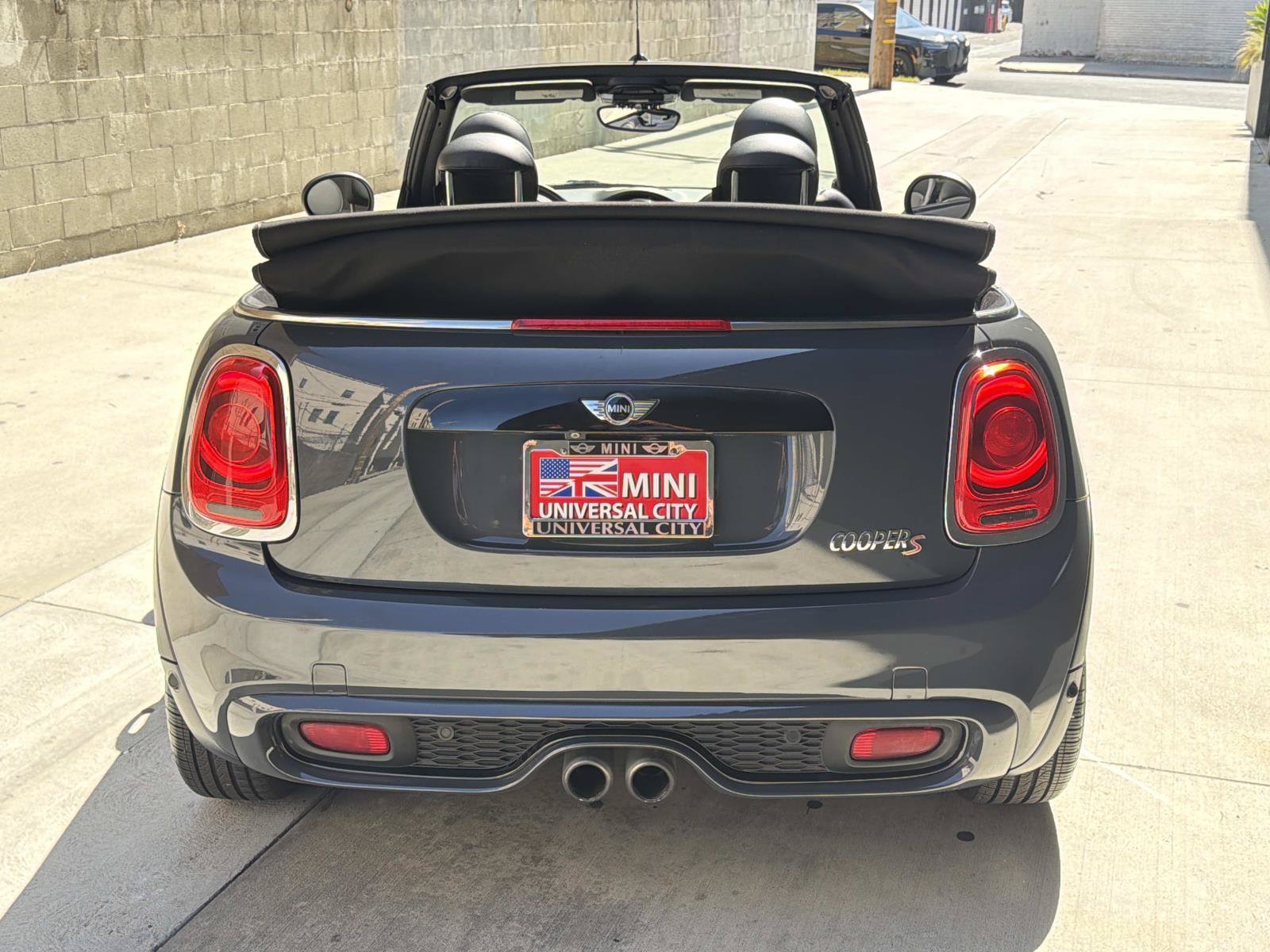 Used 2017 MINI Cooper S FWD image 5