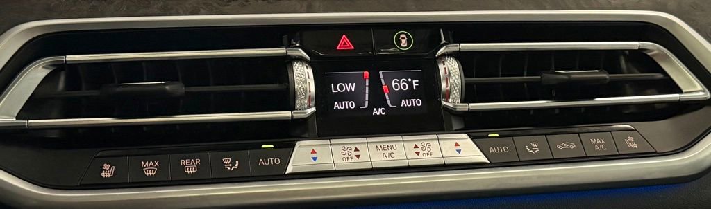 Used 2023 BMW X5 xDrive45e AWD/4WD image 21