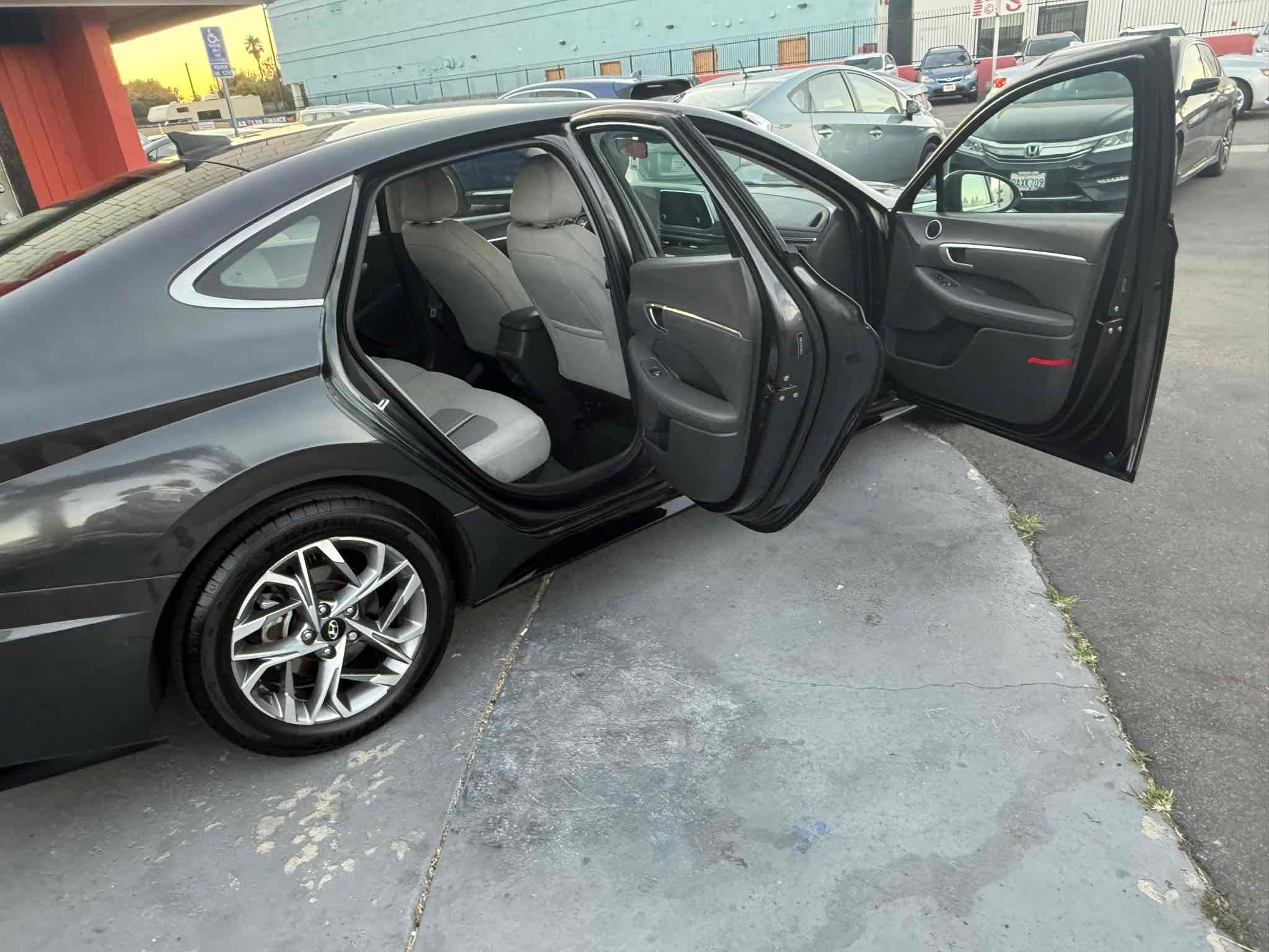 Used 2020 Hyundai Sonata SEL w/ Cargo Package image 35