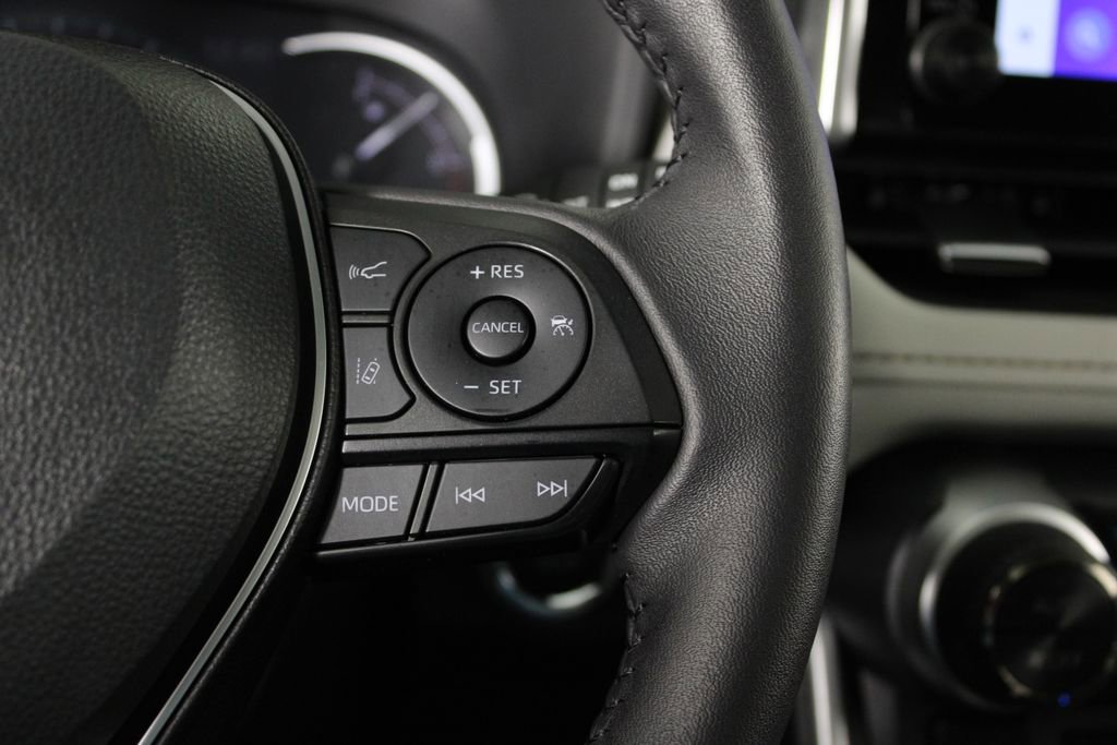 Used 2024 Toyota RAV4 XLE Premium image 25