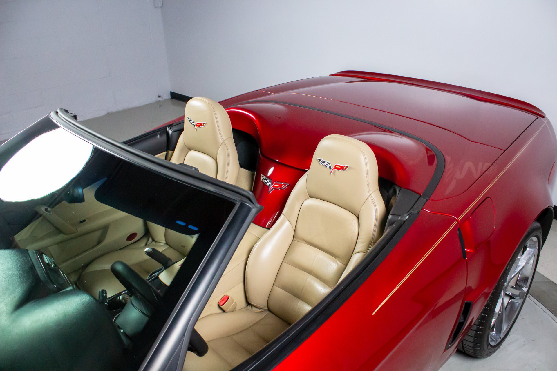 Used 2010 Chevrolet Corvette Grand Sport w/ Preferred Equipment Group RWD image 36