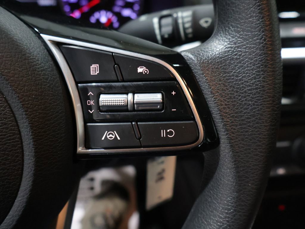 Used 2024 Kia Forte LXS image 34