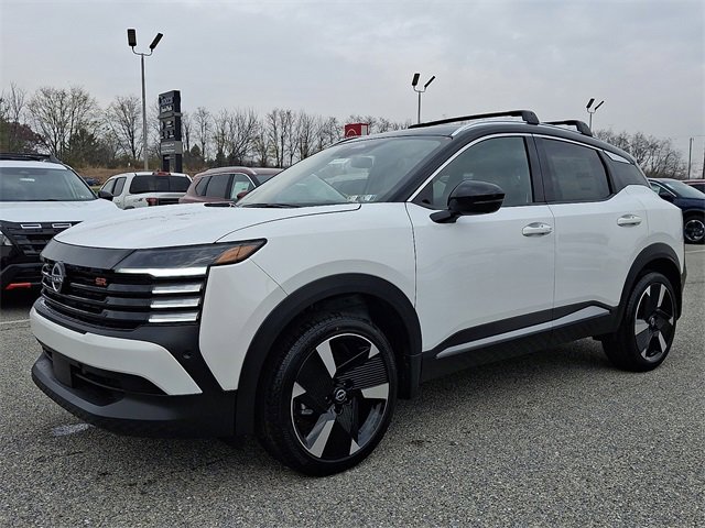 New 2026 Nissan Kicks SR w/ Cold Weather Package image 5