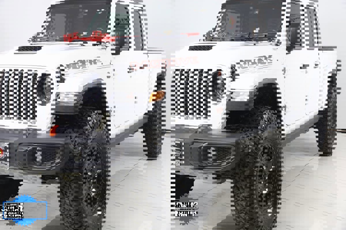 Used 2023 Jeep Gladiator Mojave w/ Cold Weather Group image 52