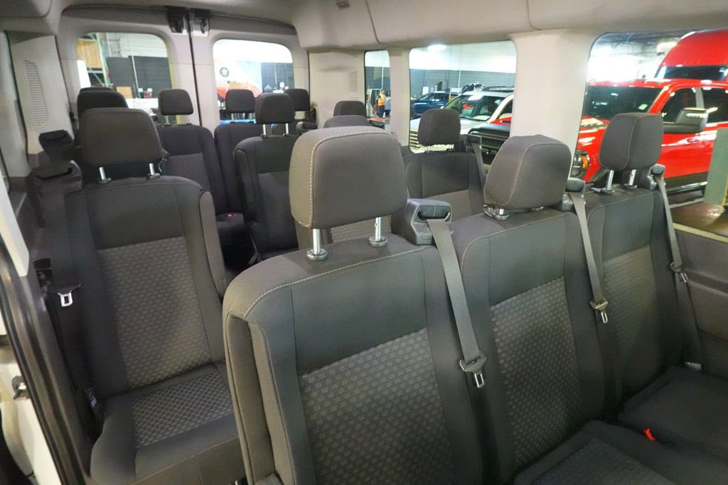 Used 2023 Ford Transit 350 XLT image 21
