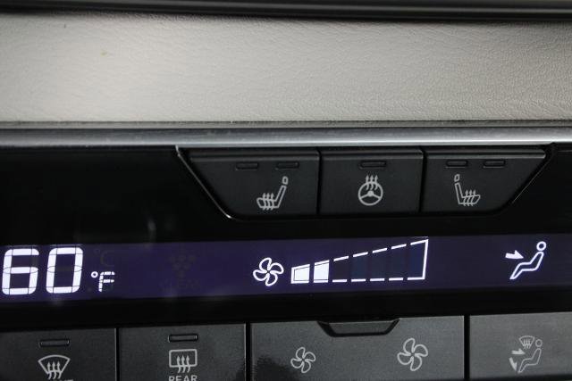 Certified 2020 Nissan Altima 2.0 Platinum FWD image 26