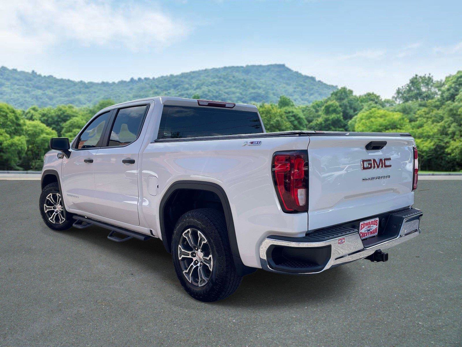 Used 2024 GMC Sierra 1500 Pro w/ X31 Off-Road Package AWD/4WD image 23