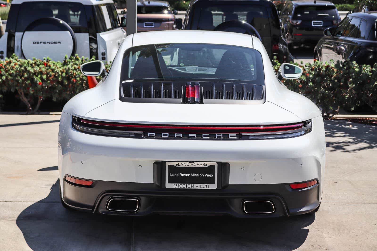 Used 2025 Porsche 911 Carrera RWD image 5