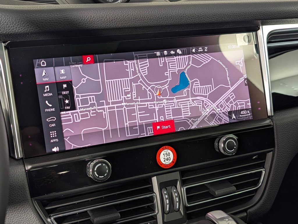 New 2026 Porsche Macan image 35