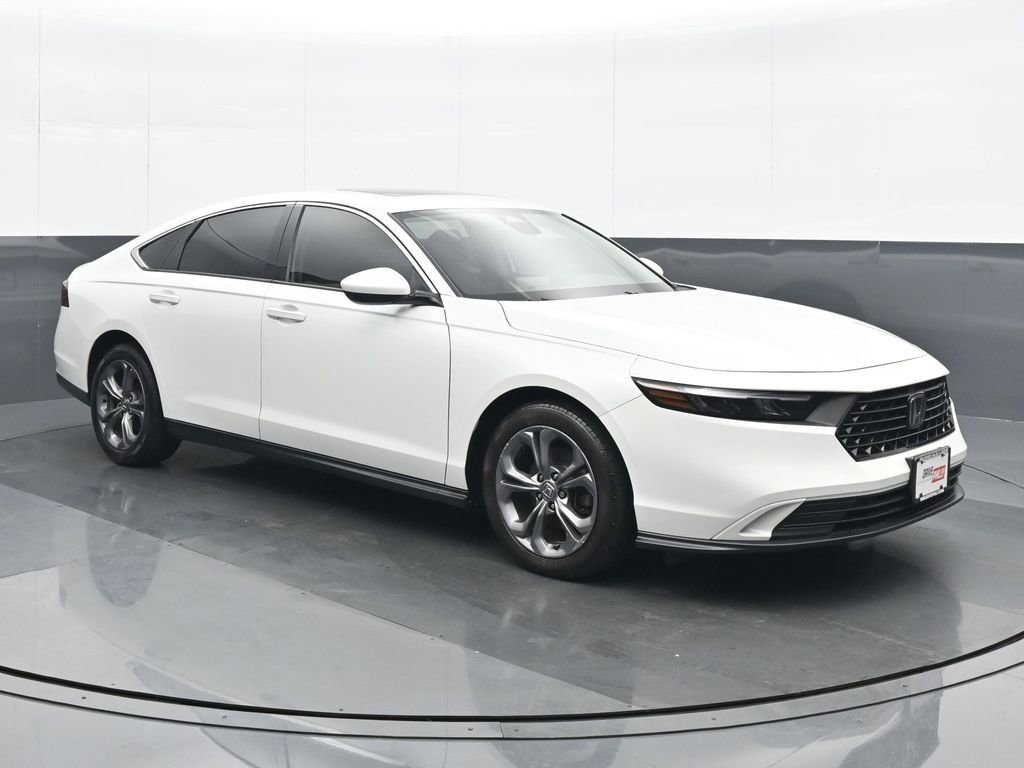 Used 2024 Honda Accord EX image 9