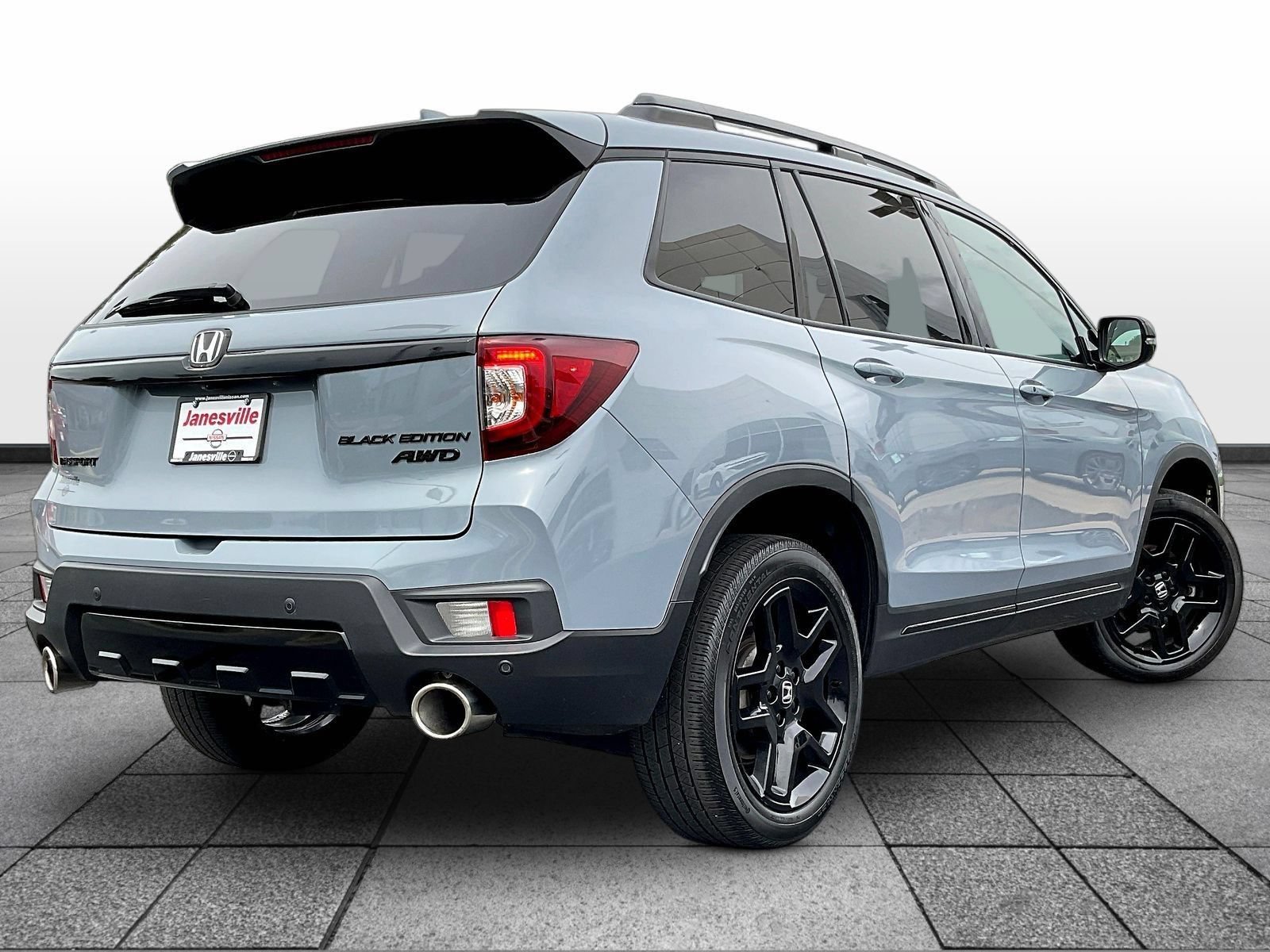 Used 2024 Honda Passport Black Edition image 7