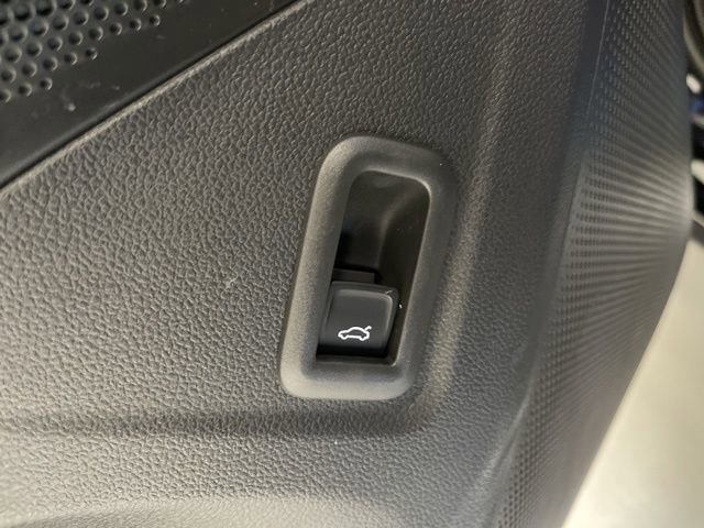 New 2026 Volkswagen Tiguan SE image 30