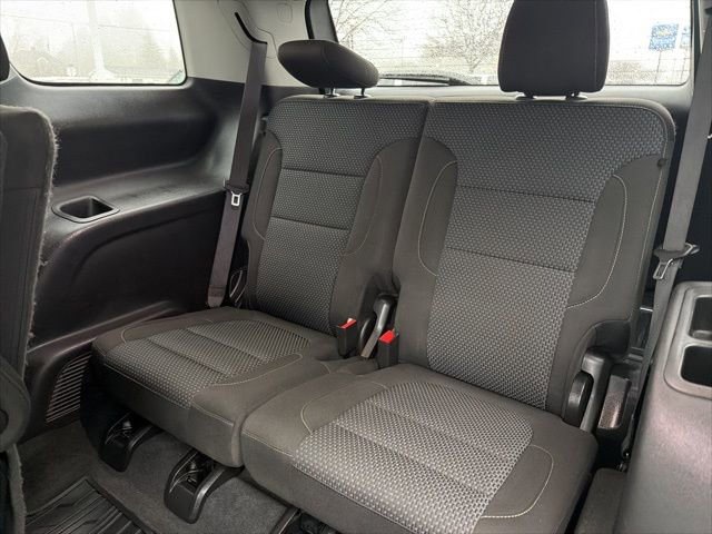 Used 2020 GMC Acadia SLE w/ Driver Convenience Package image 17