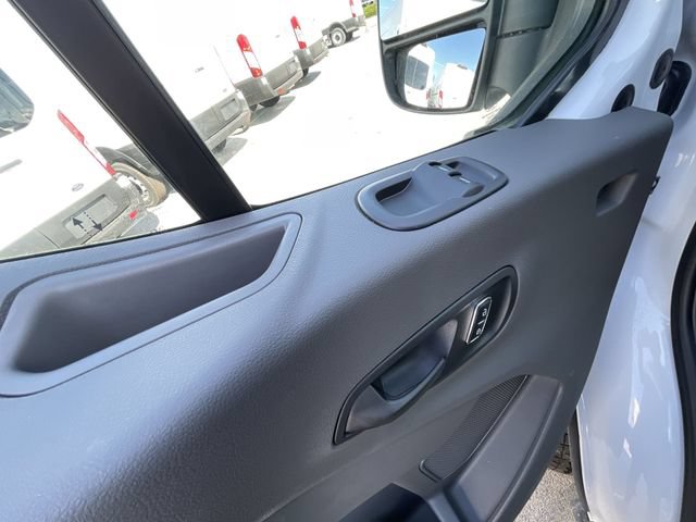 New 2025 Ford Transit 250 Low Roof RWD image 19