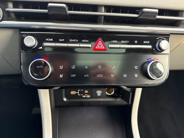 Certified 2025 Hyundai Tucson Limited image 26