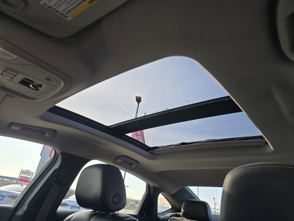 Used 2015 Chevrolet Impala LTZ image 3