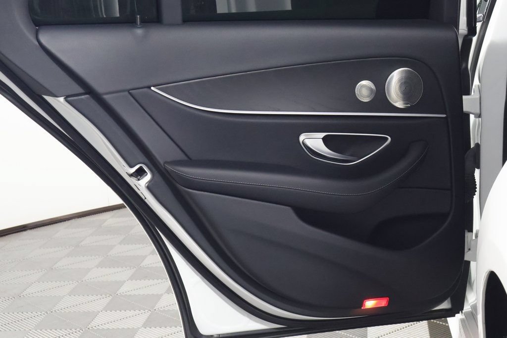 Used 2022 Mercedes-Benz E 350 Sedan image 13