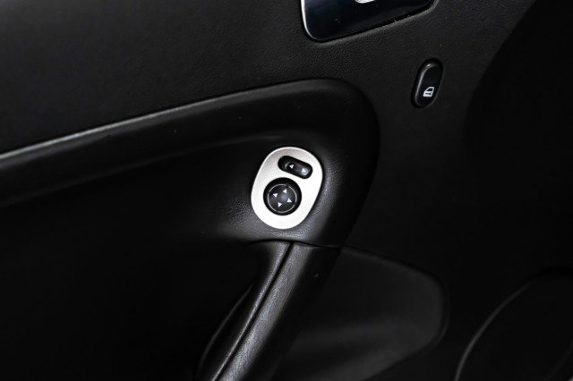 Used 2009 Pontiac Solstice GXP RWD image 27