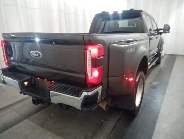 Used 2025 Ford F450 Lariat AWD/4WD image 4