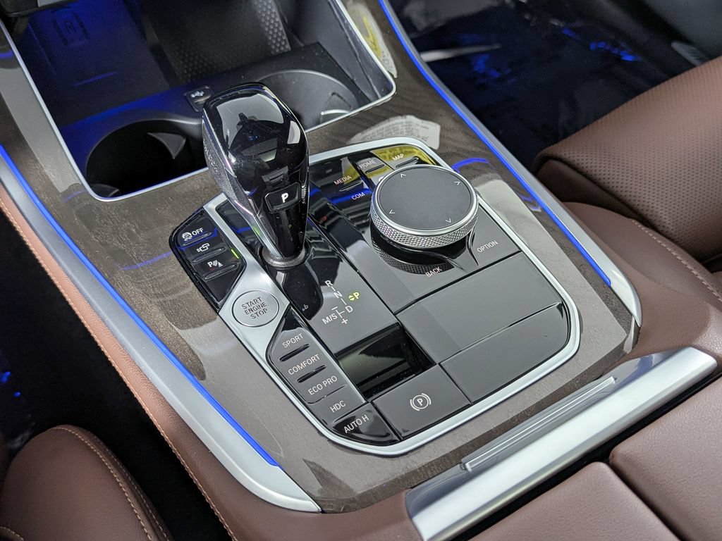 Certified 2023 BMW X5 xDrive40i w/ M Sport Package AWD/4WD image 40