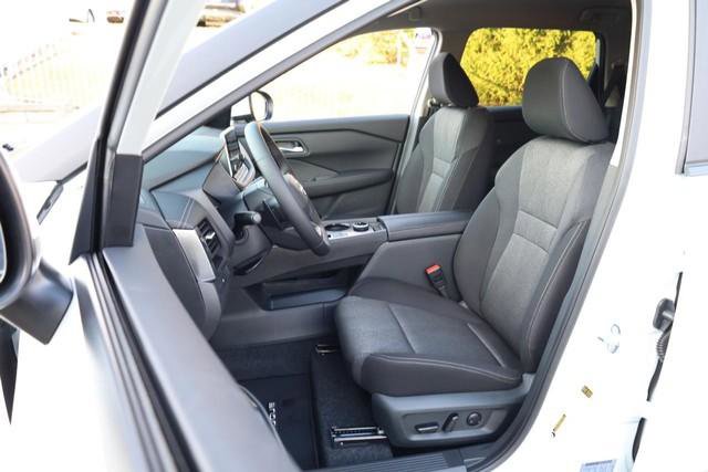 New 2026 Nissan Rogue SV w/ Cold Weather Package image 8