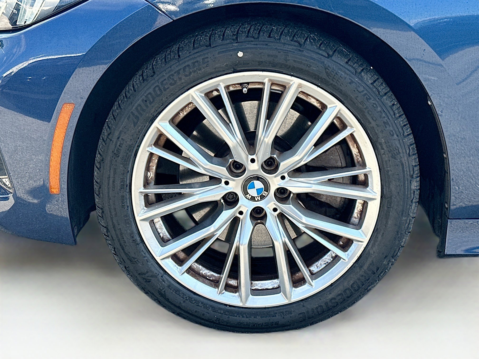 Used 2023 BMW 330i Sedan w/ Driving Assistance Package image 38