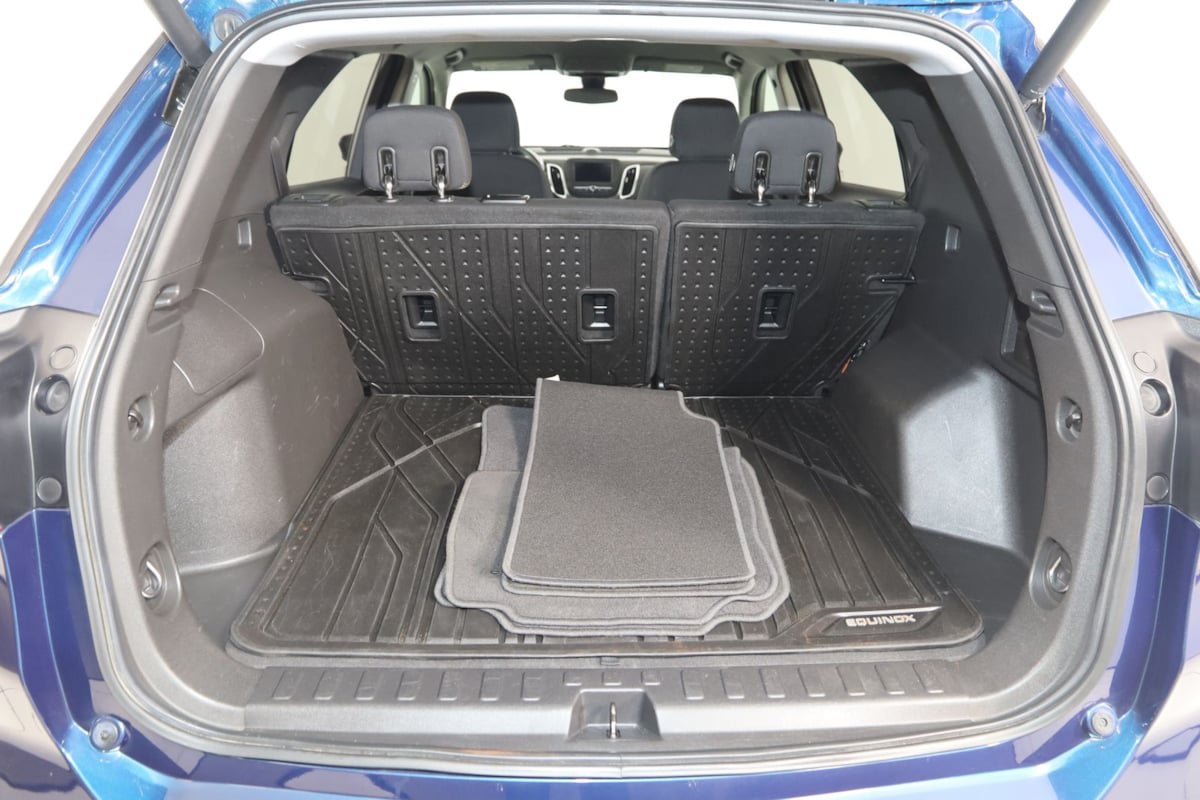 Used 2020 Chevrolet Equinox LT FWD image 44