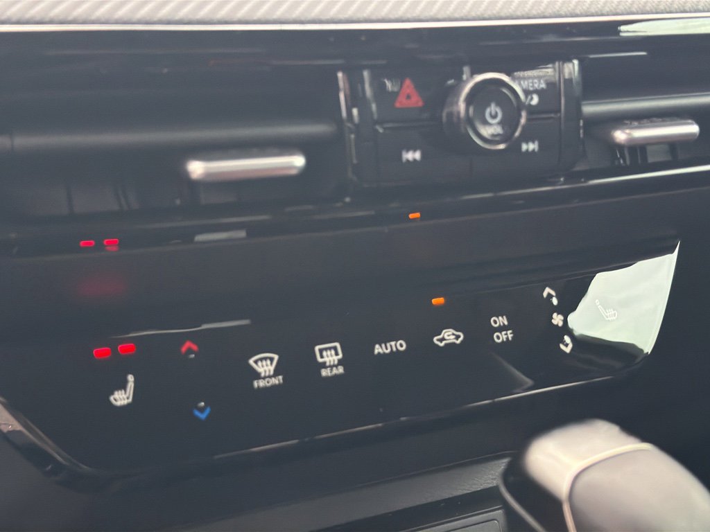 New 2026 Nissan Kicks SR w/ SR Premium Package image 27