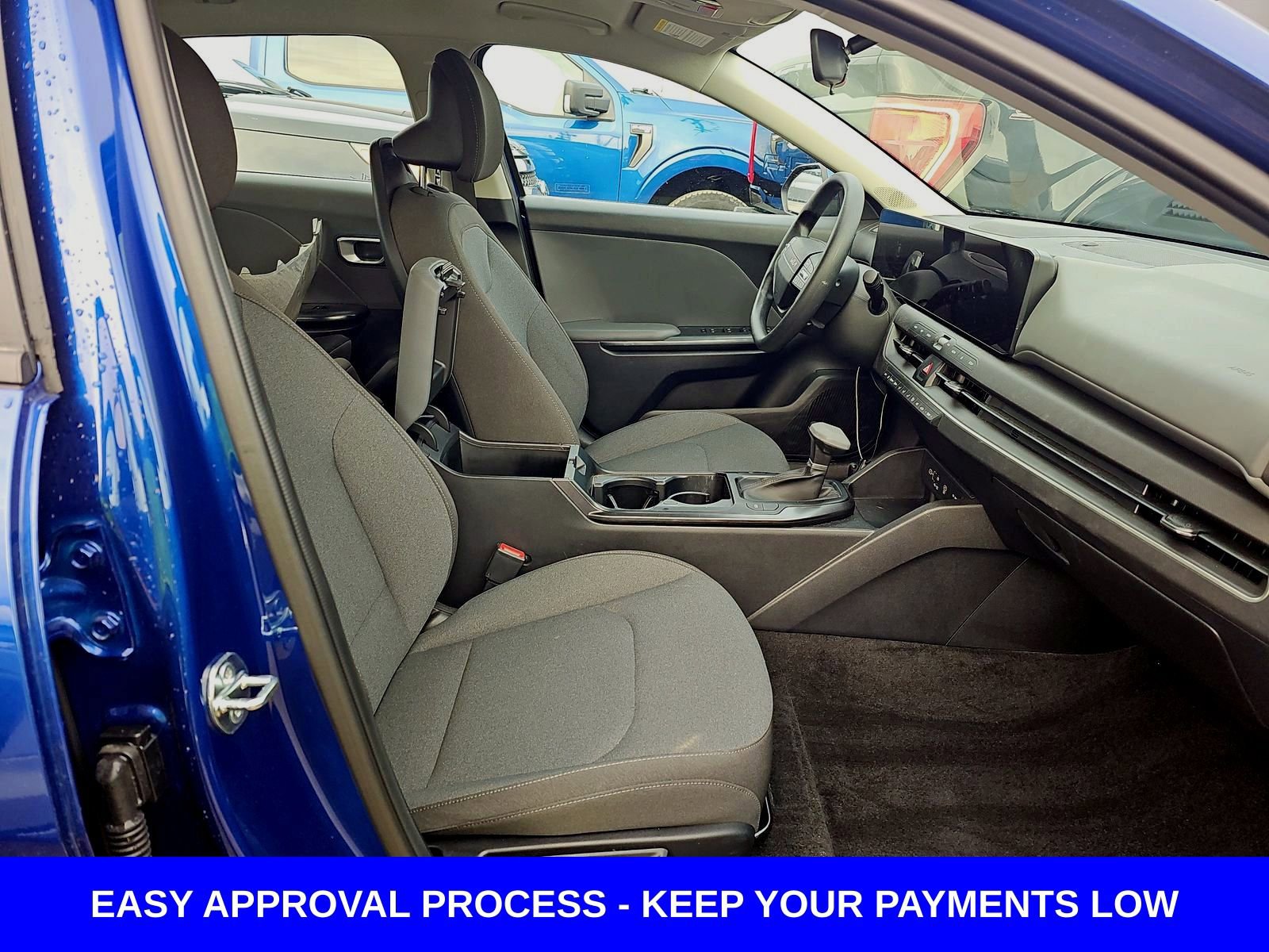 Used 2025 Kia K4 LXS image 7