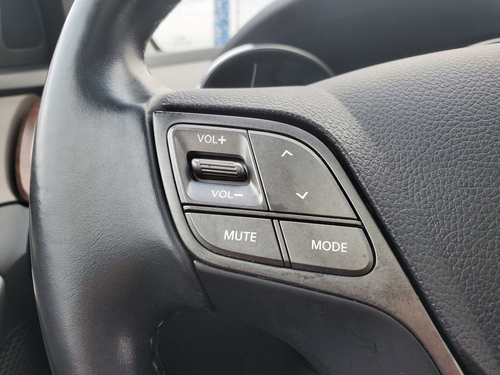 Used 2017 Hyundai Santa Fe SE w/ SE Ultimate Tech Package 03 image 18