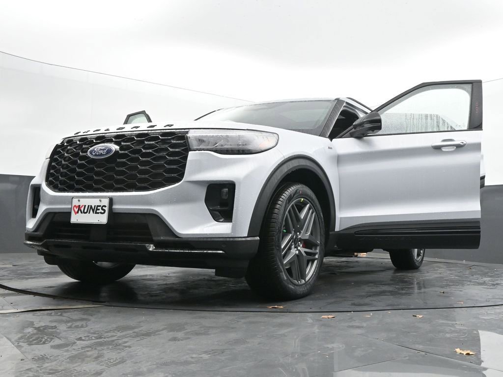 New 2026 Ford Explorer ST-Line w/ ST-Line Street Pack image 68
