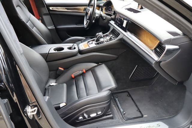 Used 2018 Porsche Panamera Turbo S AWD/4WD image 16