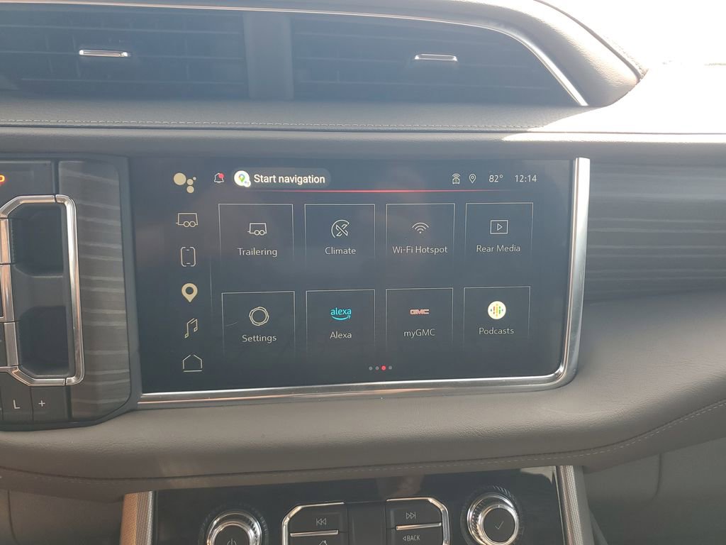 Used 2024 GMC Yukon Denali w/ Denali Reserve Package image 21