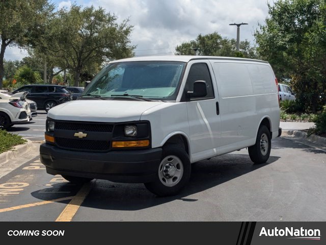 Used 2017 Chevrolet Express 2500 RWD image 1