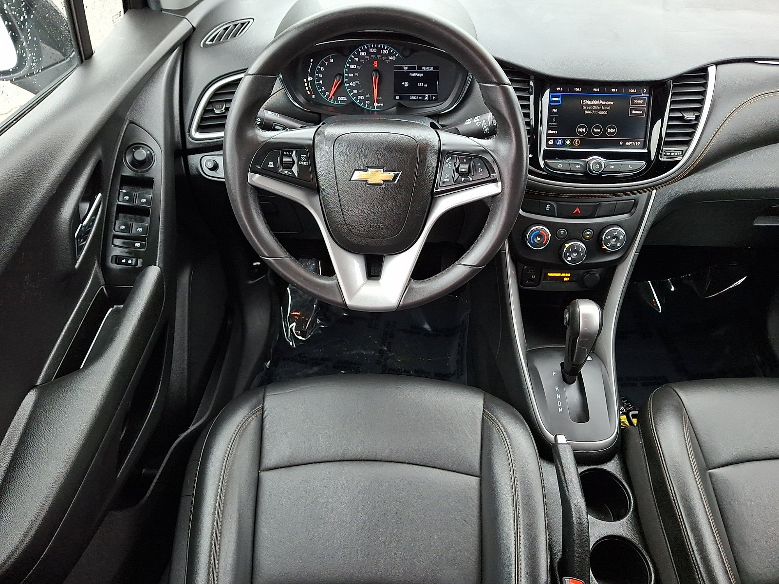 Used 2021 Chevrolet Trax LT w/ Redline Edition image 11