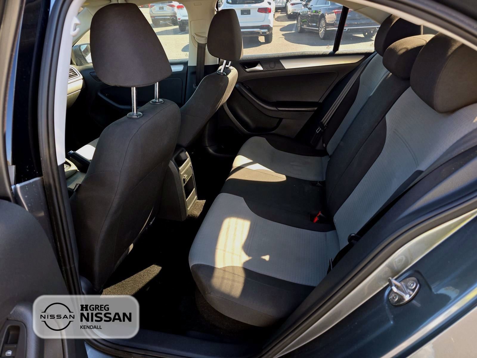 Used 2017 Volkswagen Jetta S image 16