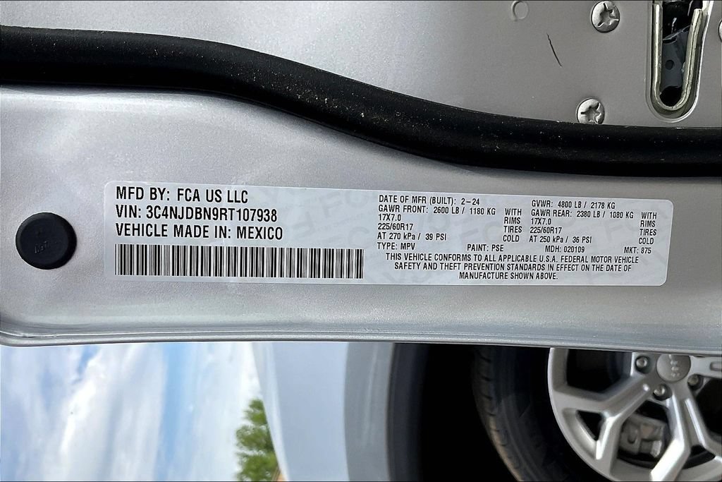 New 2024 Jeep Compass Latitude AWD/4WD image 13