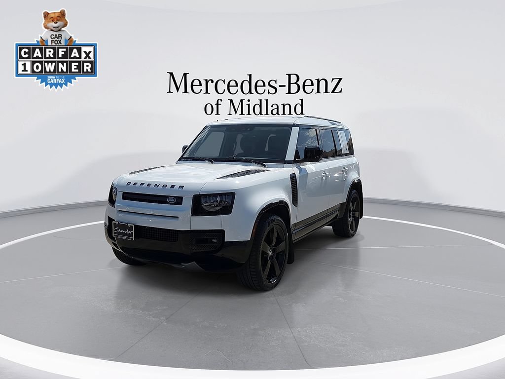 Used 2024 Land Rover Defender 110 X-Dynamic SE AWD/4WD image 4
