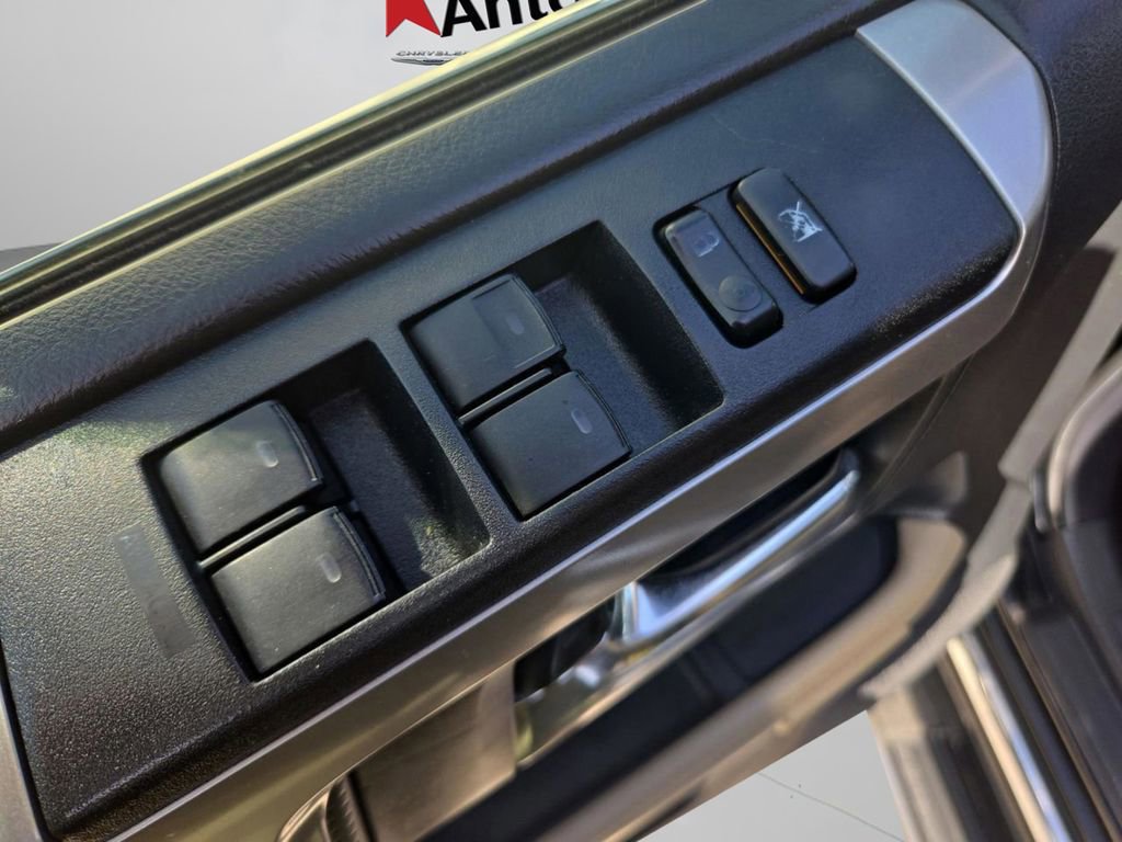 Used 2018 Toyota 4Runner Limited image 13