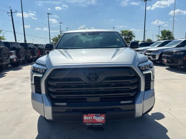 Used 2025 Toyota Tundra Limited AWD/4WD image 2