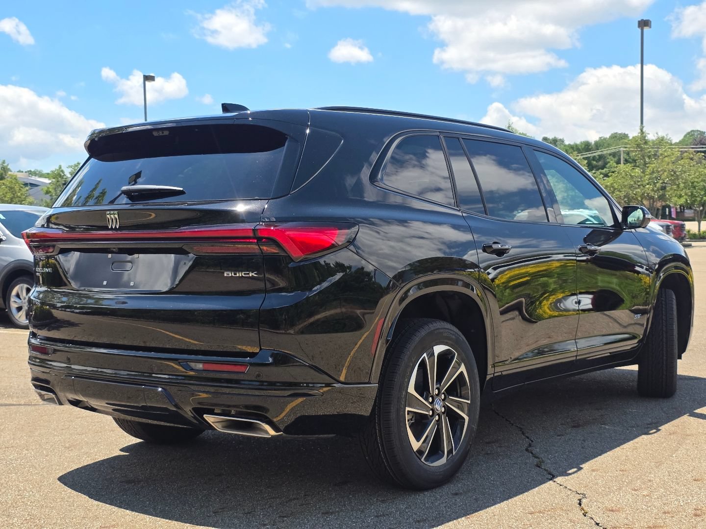 New 2026 Buick Enclave Sport Touring w/ Power Package AWD/4WD image 19