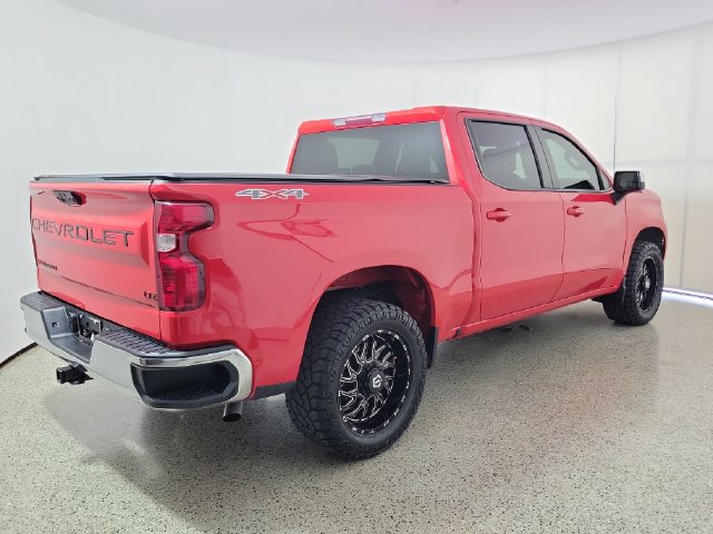 Used 2023 Chevrolet Silverado 1500 LT AWD/4WD image 5