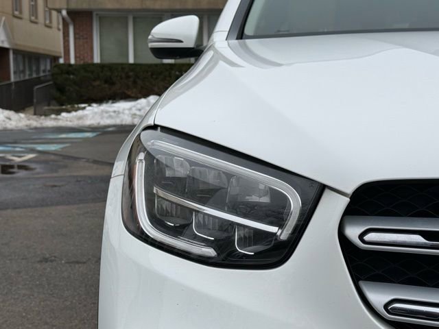 Used 2021 Mercedes-Benz GLC 300 4MATIC image 11