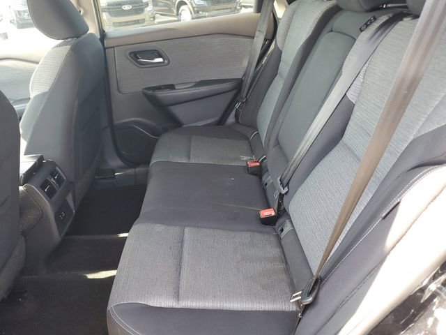 Used 2021 Nissan Rogue SV AWD/4WD image 12