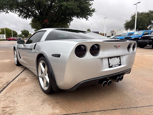 Used 2011 Chevrolet Corvette Coupe w/ 1LT RWD image 7