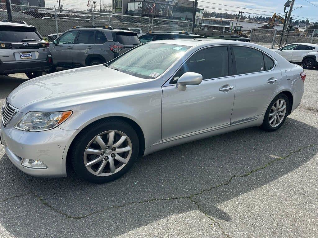 Used 2008 Lexus LS 460 image 3