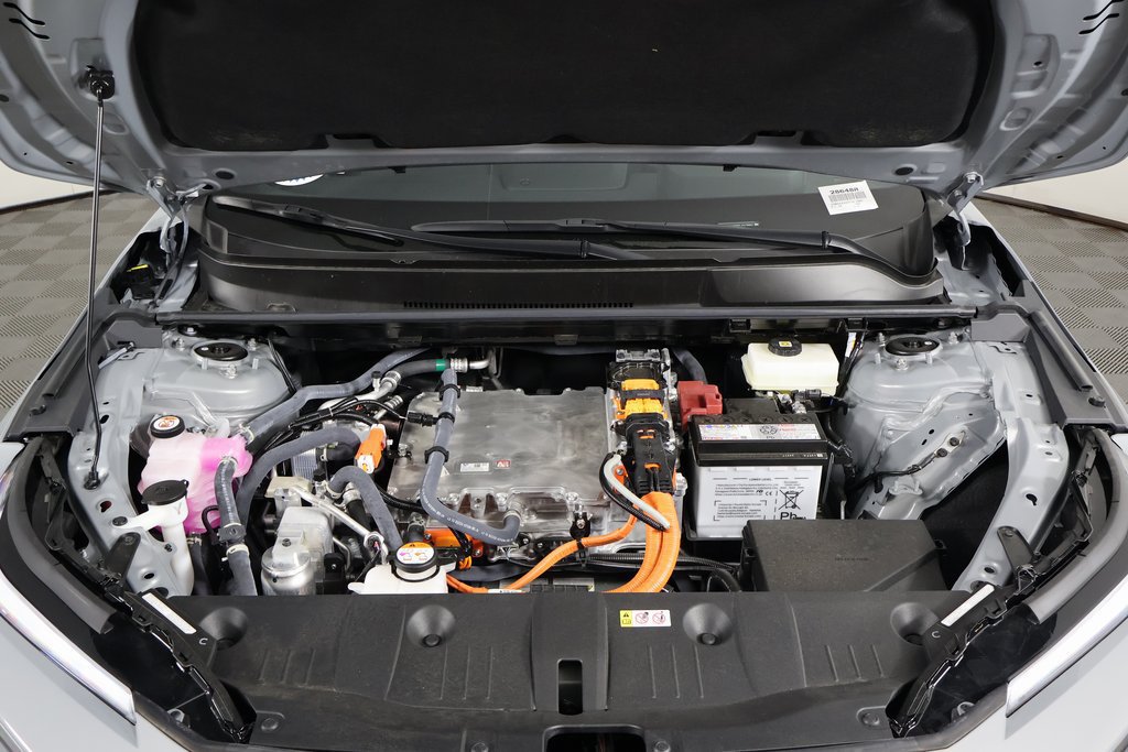 Used 2026 Toyota C-HR AWD/4WD image 15